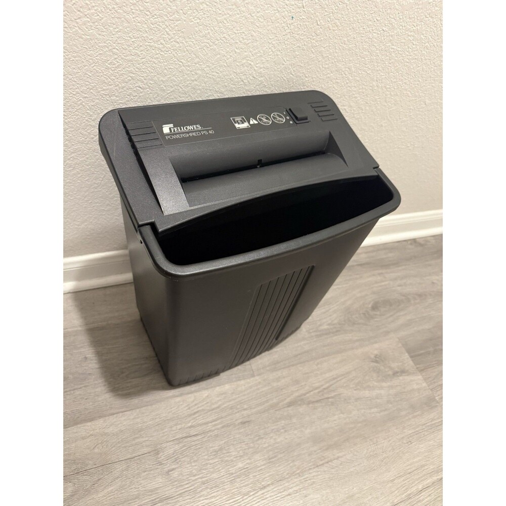 Fellowes Powershred PS 40 W/ Power Cord Tested And Works Excellent.